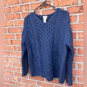 L.L. Bean fisherman Sweater size Medium color Blue